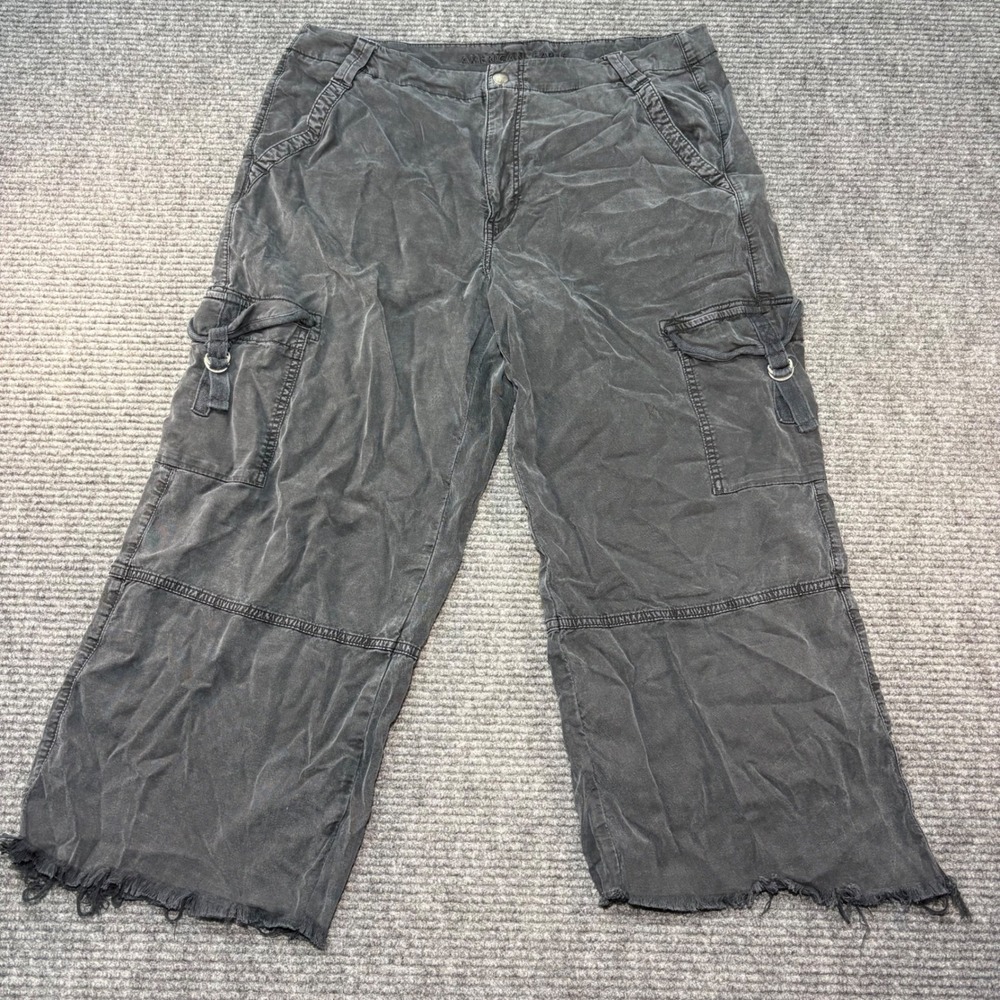 American Eagle Super High Rise Baggy Wide Leg Cargo Pant Washed Black 14 Regular
